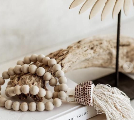 LIVING خلفية.PNG